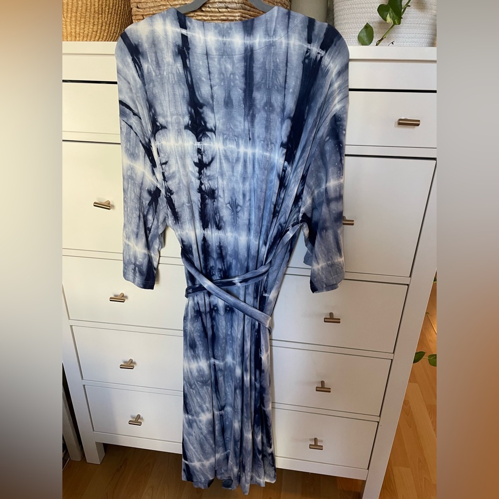 NESTING OLIVE ROBE - Picture 7 of 13
